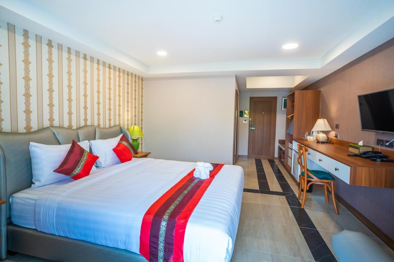 Siri Nakornpink Chiang Mai Hotel Sha Plus Exteriör bild