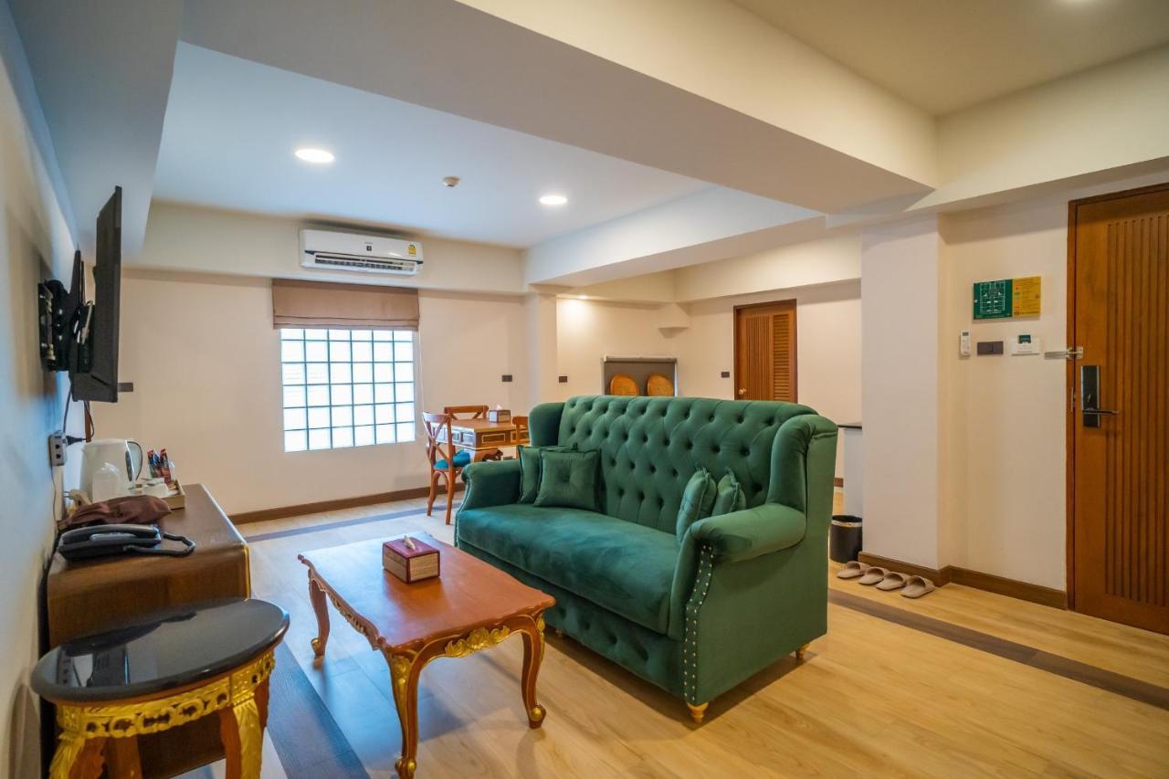 Siri Nakornpink Chiang Mai Hotel Sha Plus Exteriör bild