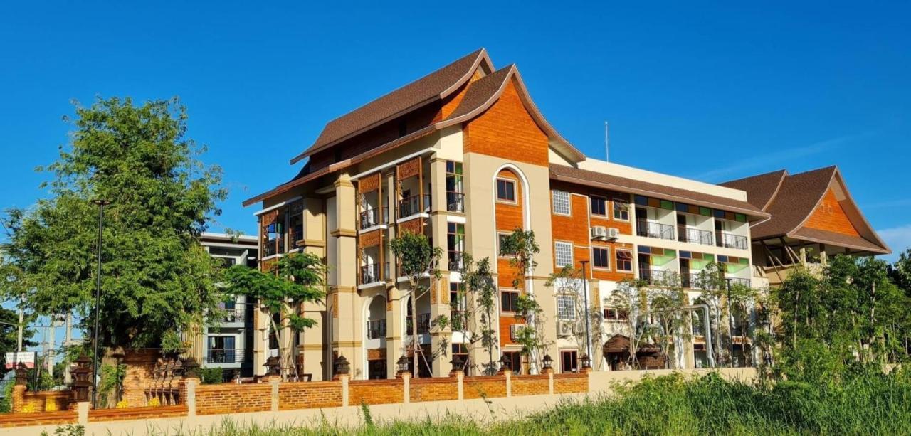 Siri Nakornpink Chiang Mai Hotel Sha Plus Exteriör bild