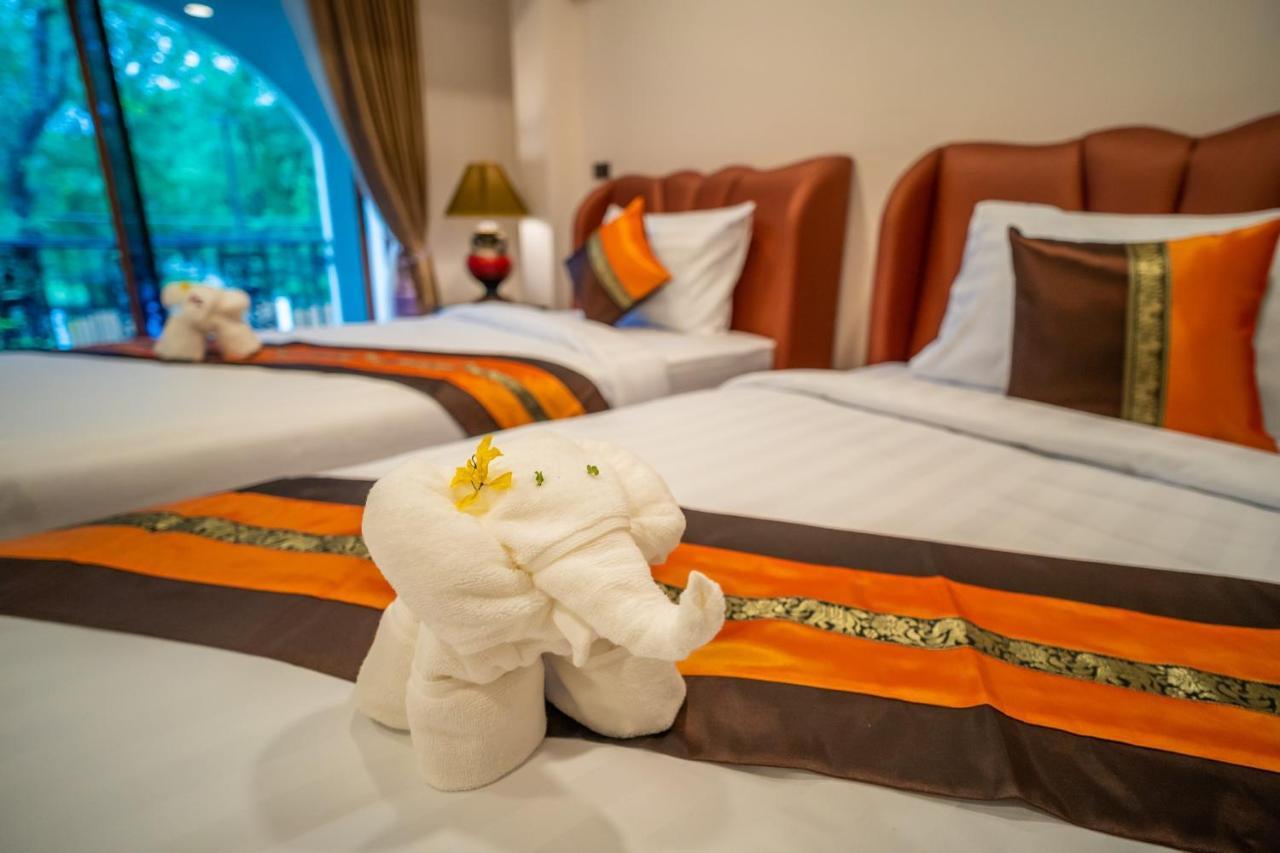 Siri Nakornpink Chiang Mai Hotel Sha Plus Exteriör bild